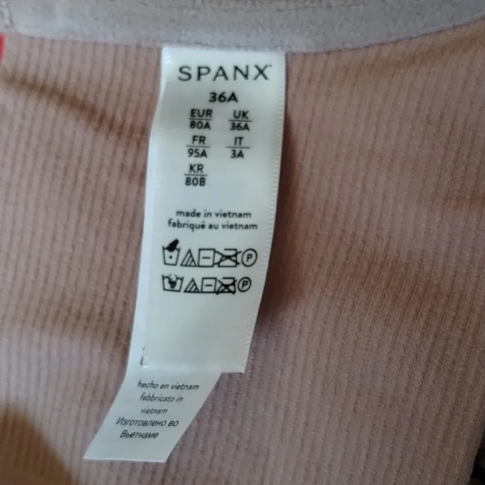 SPANX Bra-llelujah Demi Lift Bra - Picture 5 of 9